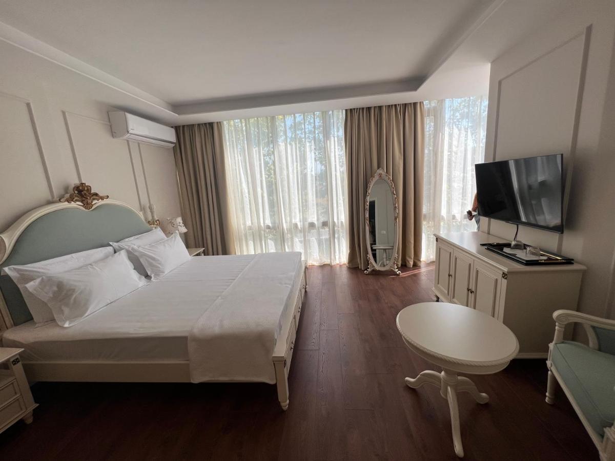 Sol Invictus Boutique Hotel Durres Albania 외부 사진